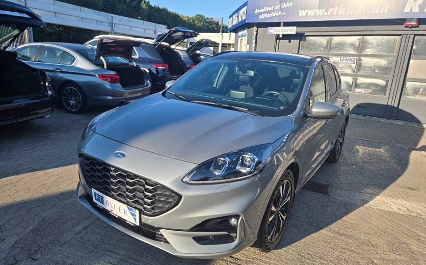 Ford Kuga 2,5 PHEV ST-Line X CVT