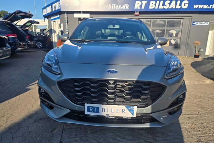Hvid Ford Kuga fra 2020