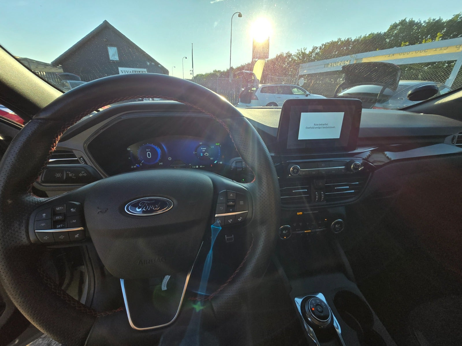 Hvid Ford Kuga fra 2020