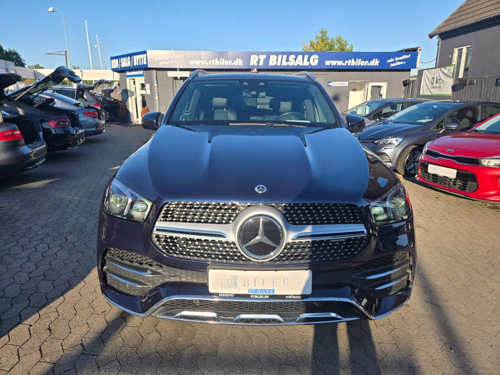 Blå Mercedes GLE350 de fra 2022