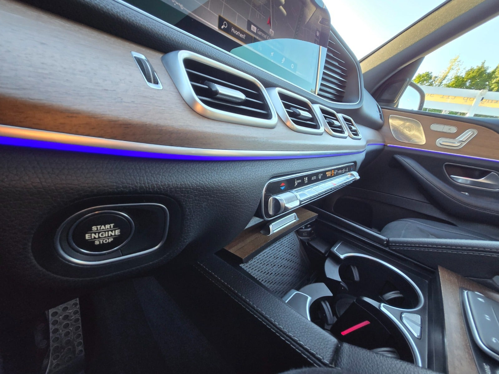Blå Mercedes GLE350 de fra 2022
