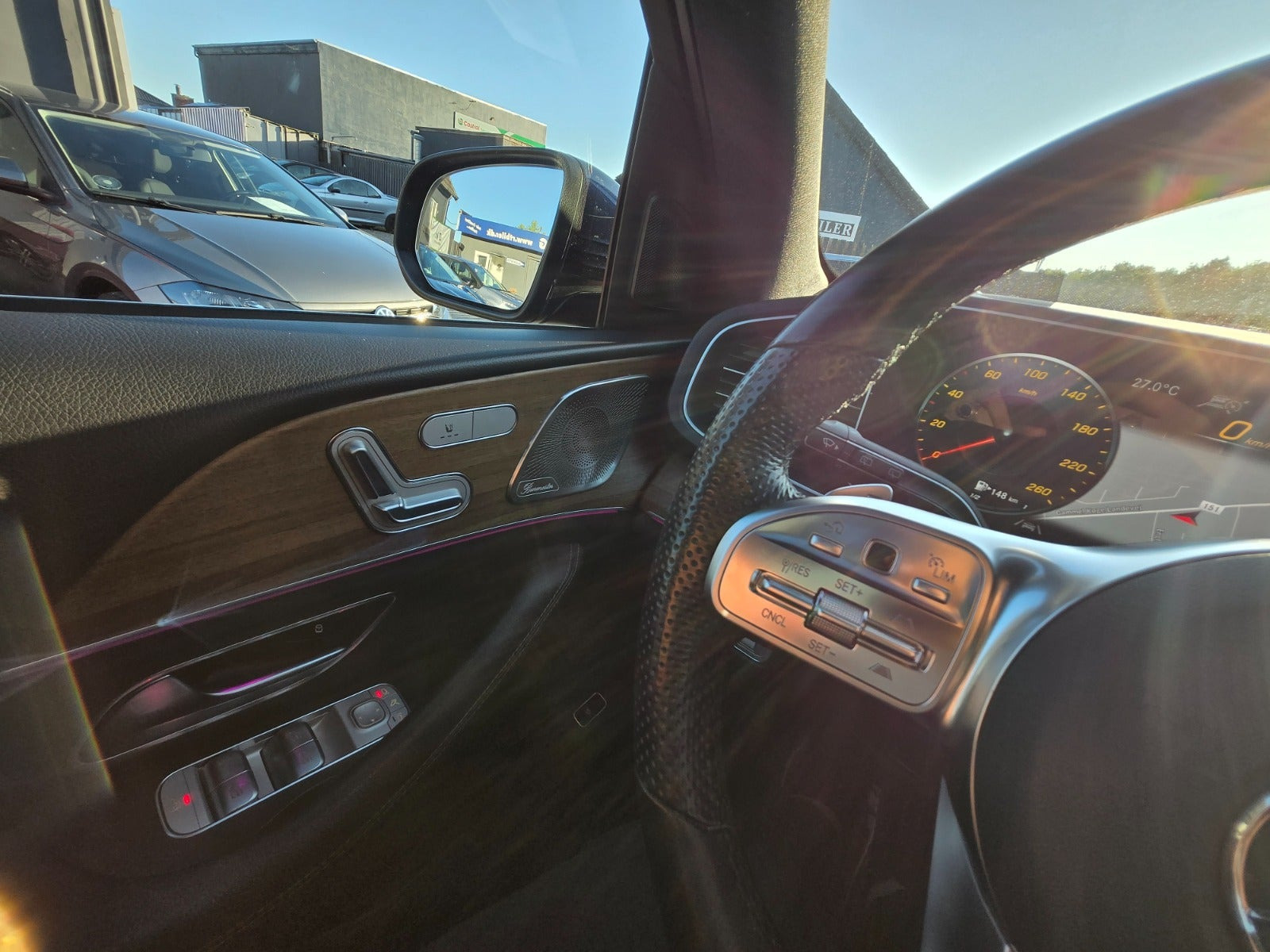 Blå Mercedes GLE350 de fra 2022