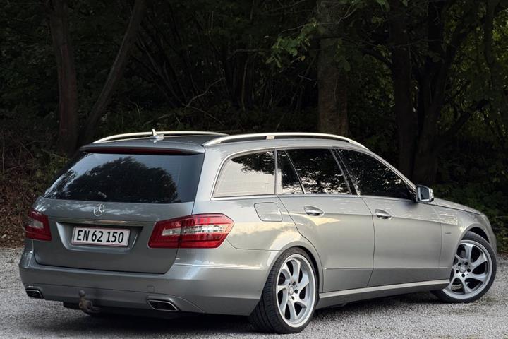 undefined Mercedes E200 fra 2012