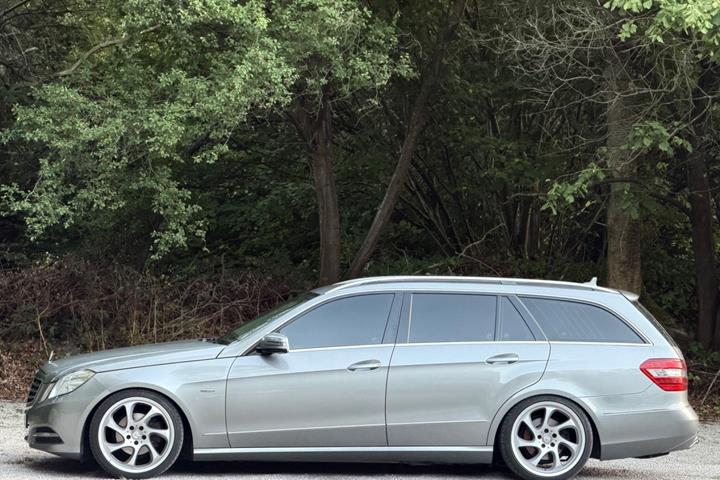 undefined Mercedes E200 fra 2012