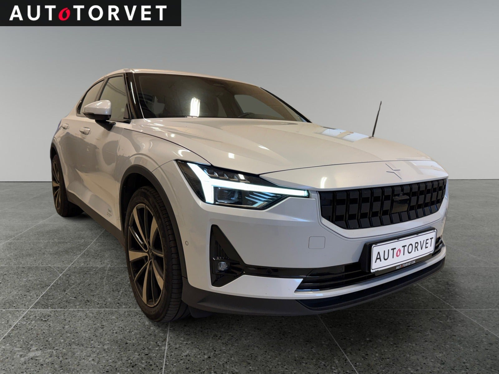 Hvid Polestar 2 fra 2022