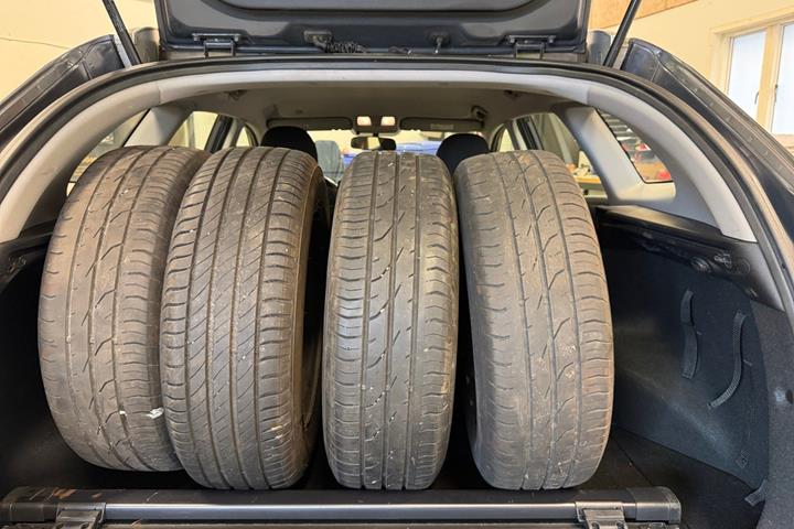 Sort Kia Ceed fra 2015