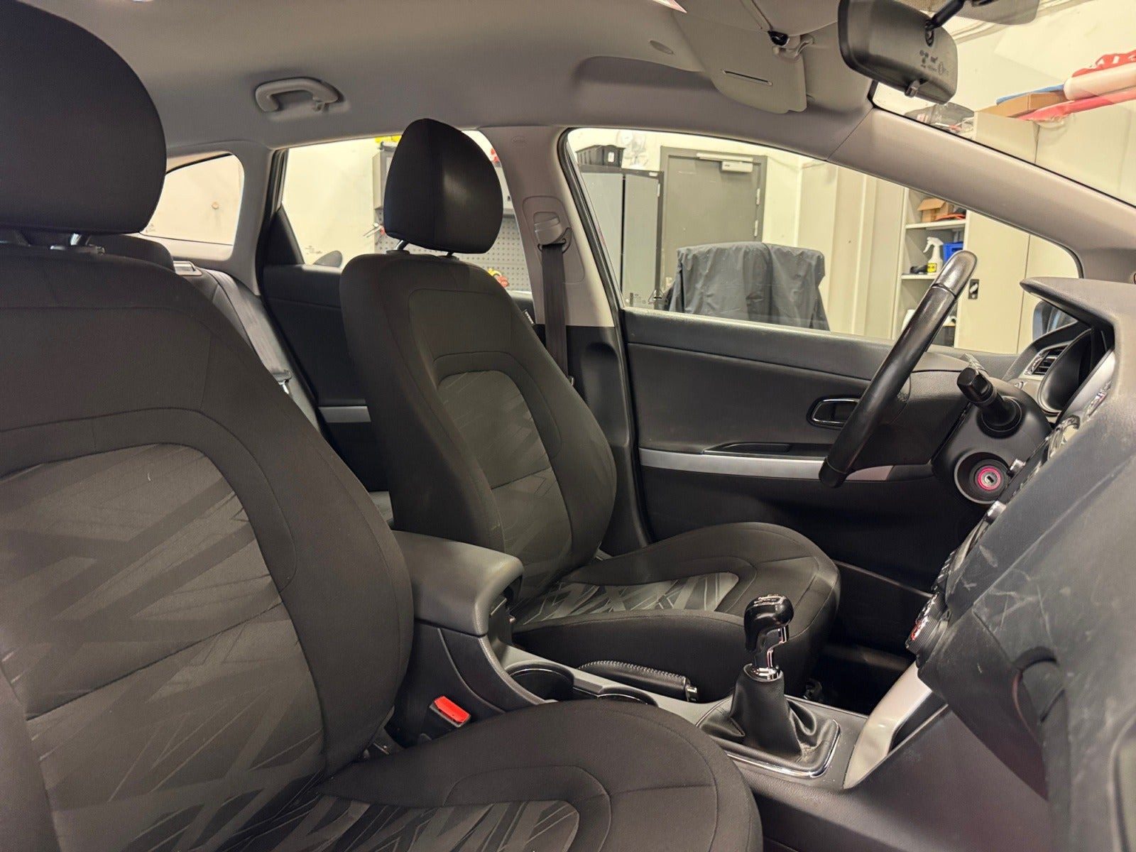 Sort Kia Ceed fra 2015