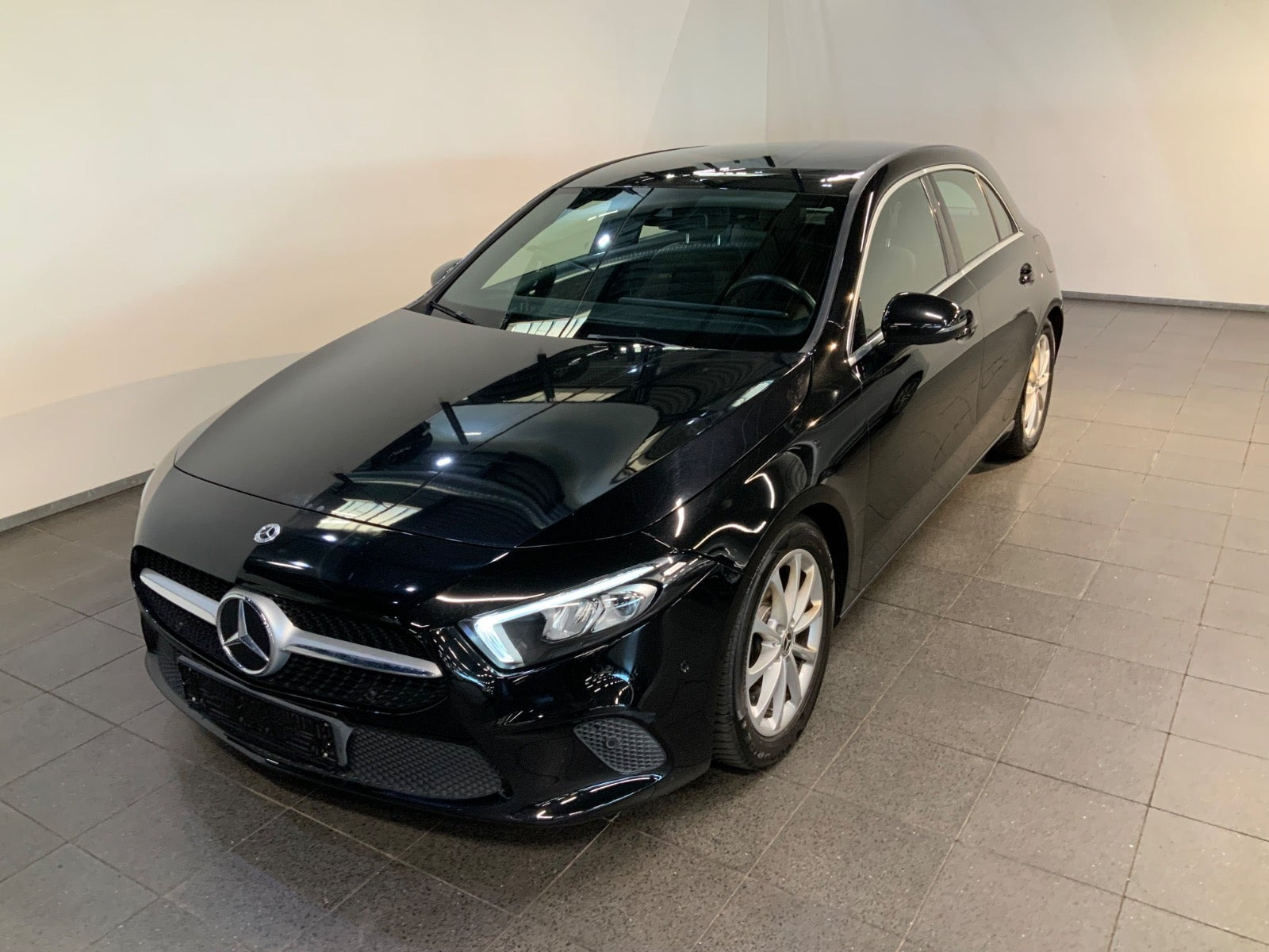 Mercedes A180 d 1,5 Progressive Line aut.