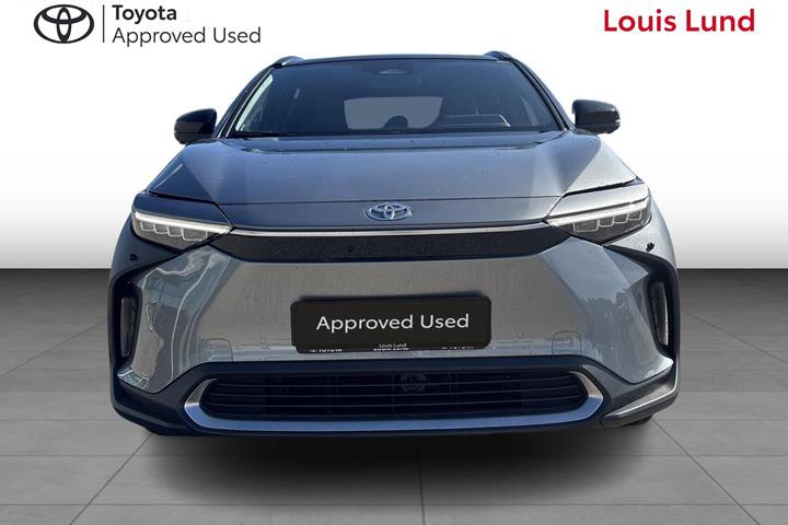 Grå Toyota BZ4X fra 2023