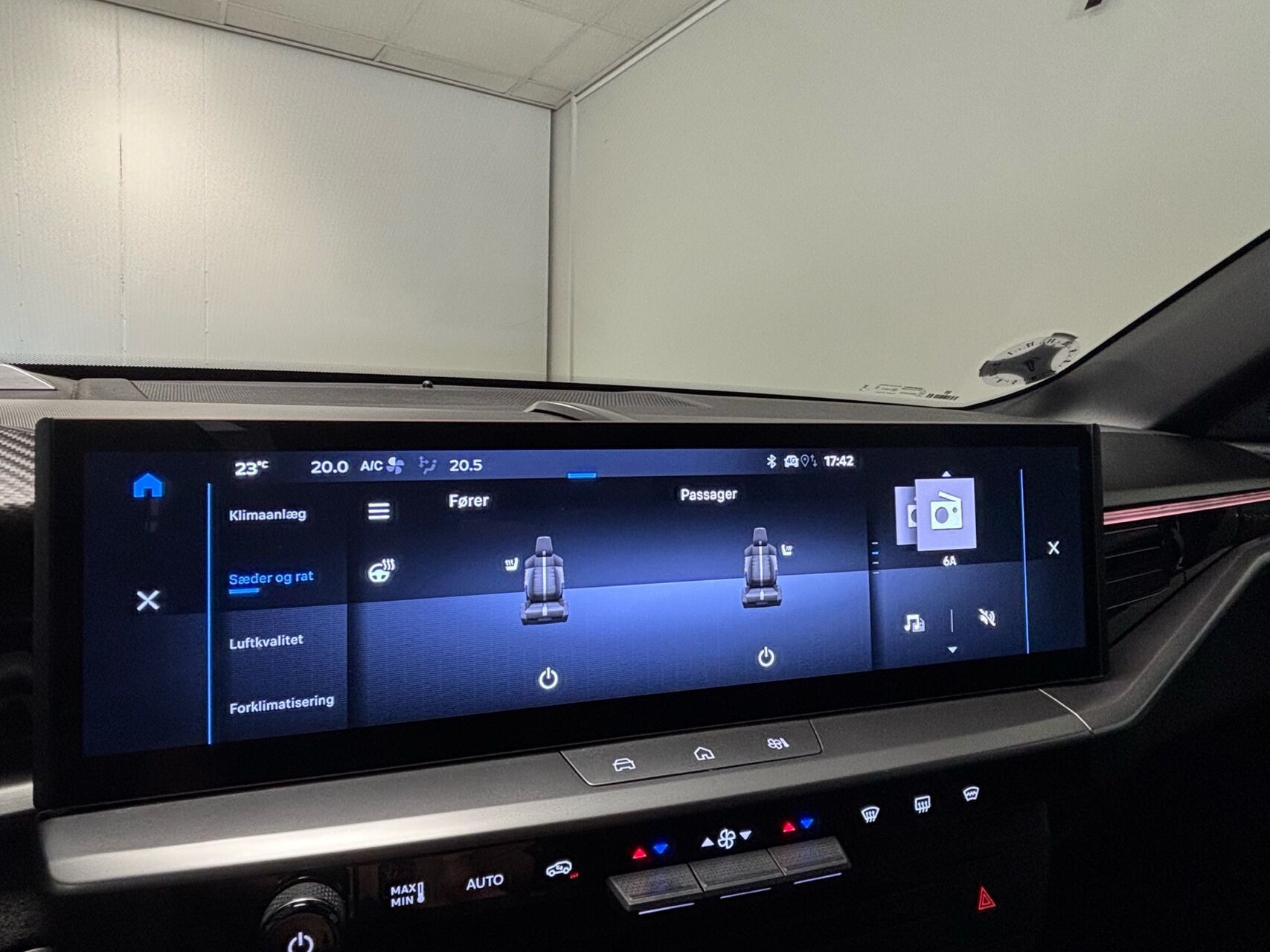 Sort Opel Grandland fra 2025