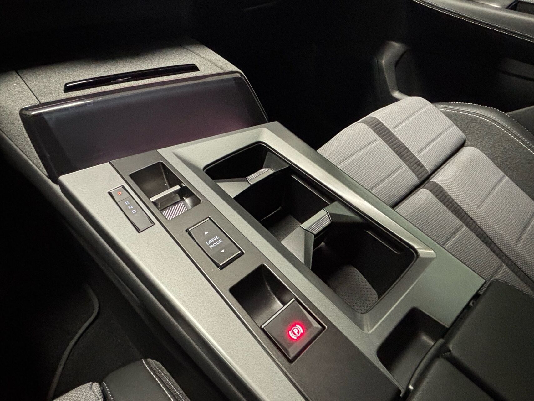 Sort Opel Grandland fra 2025