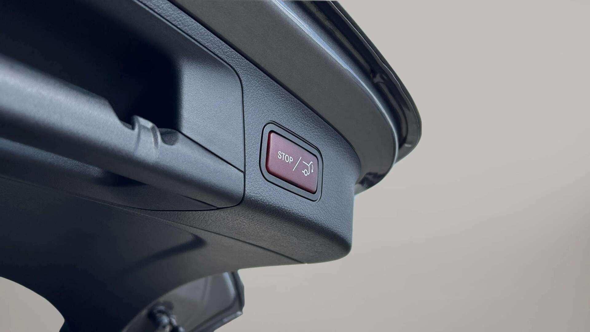 Grå Mercedes EQA 250+ fra 2025
