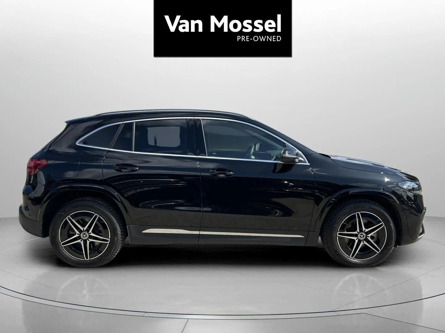Sort Mercedes EQA 250+ fra 2025
