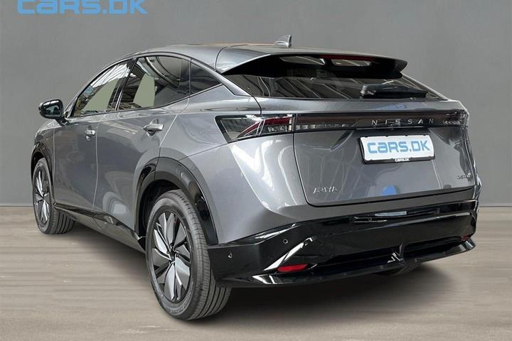 Grå Nissan Ariya fra 2026