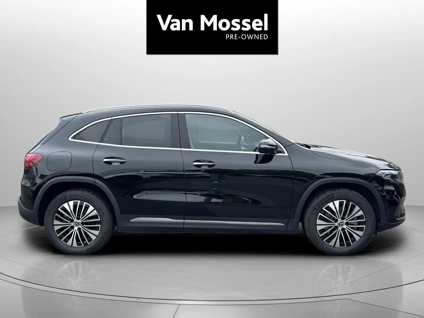 Sort Mercedes EQA 250+ fra 2025
