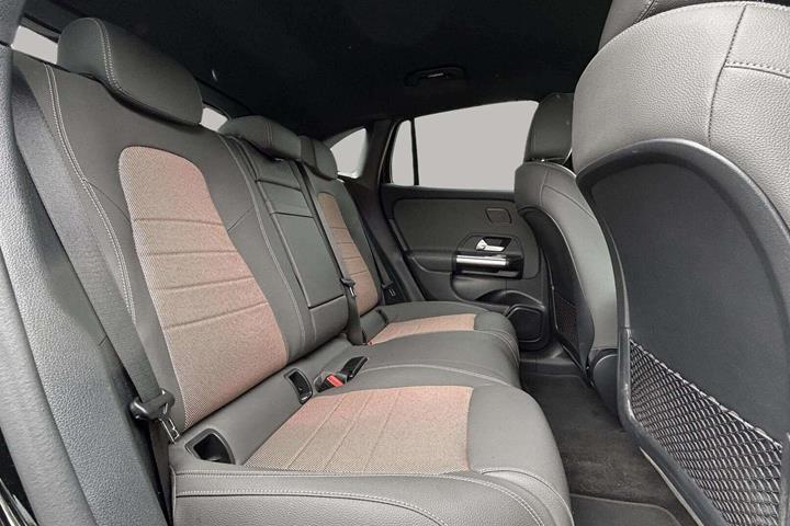 Sort Mercedes EQA 250+ fra 2025