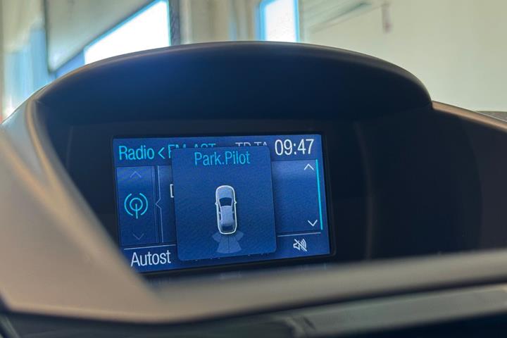 Sølv Ford Fiesta fra 2016