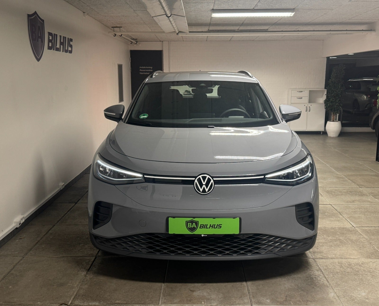 Grå VW ID.4 fra 2023