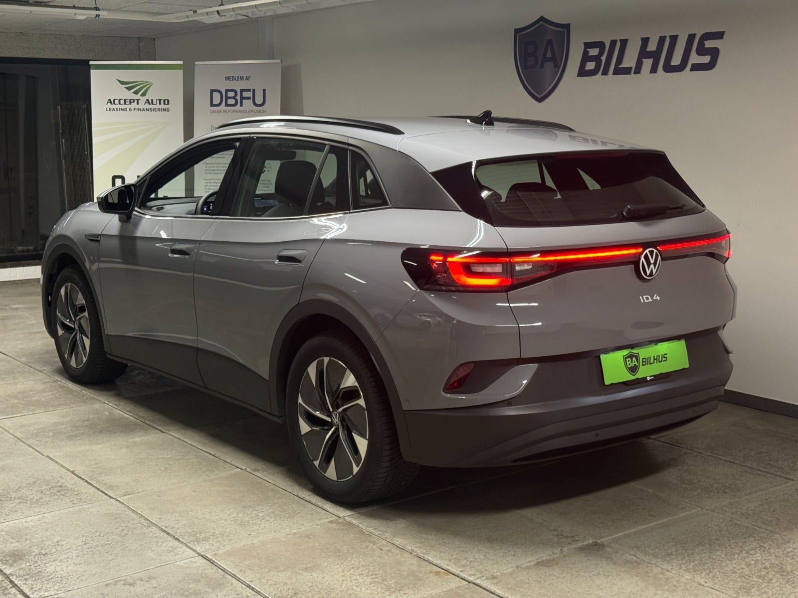 Grå VW ID.4 fra 2023
