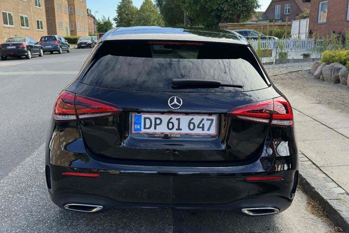 Sort Mercedes A200 fra 2022