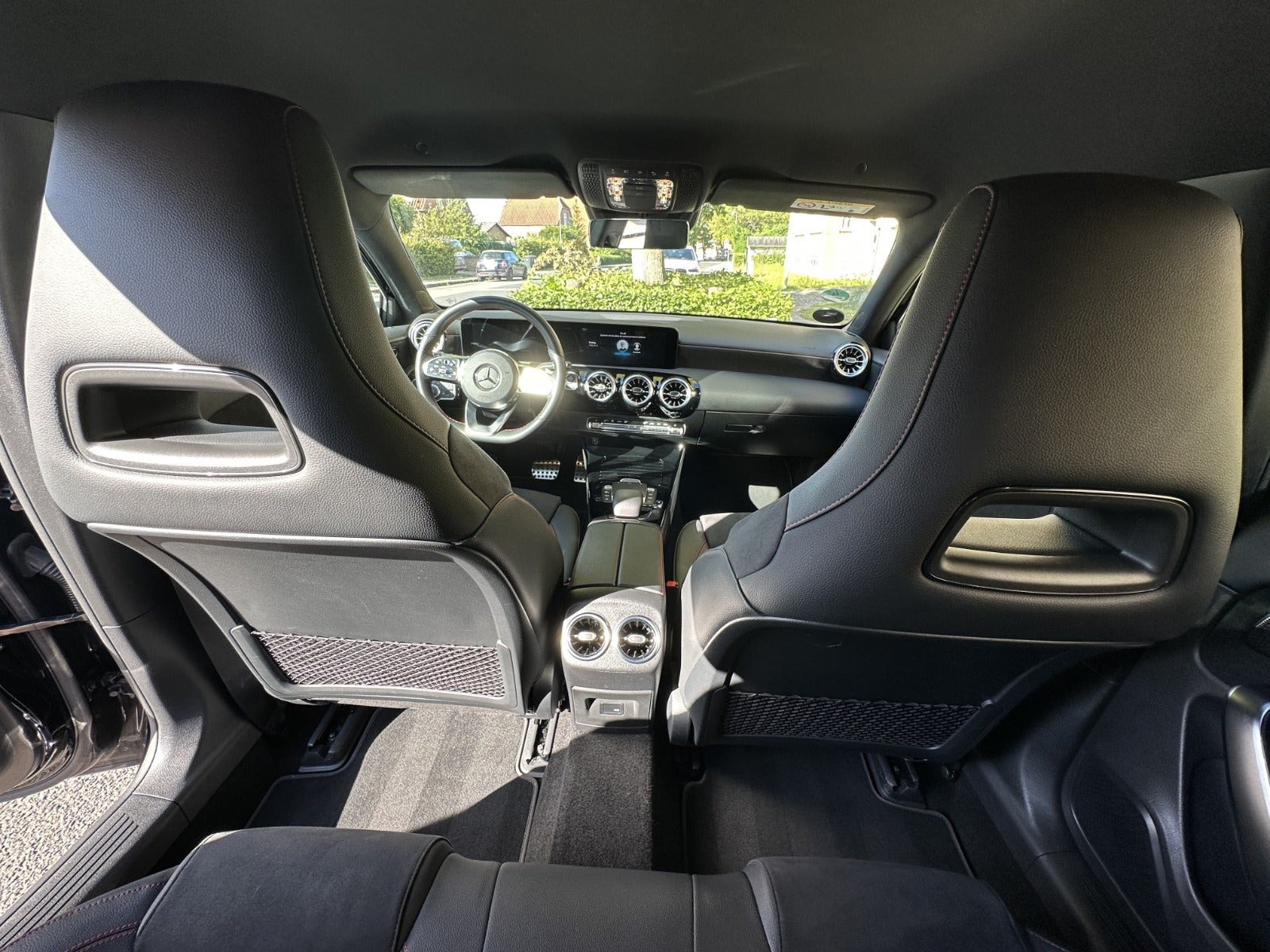 Sort Mercedes A200 fra 2022