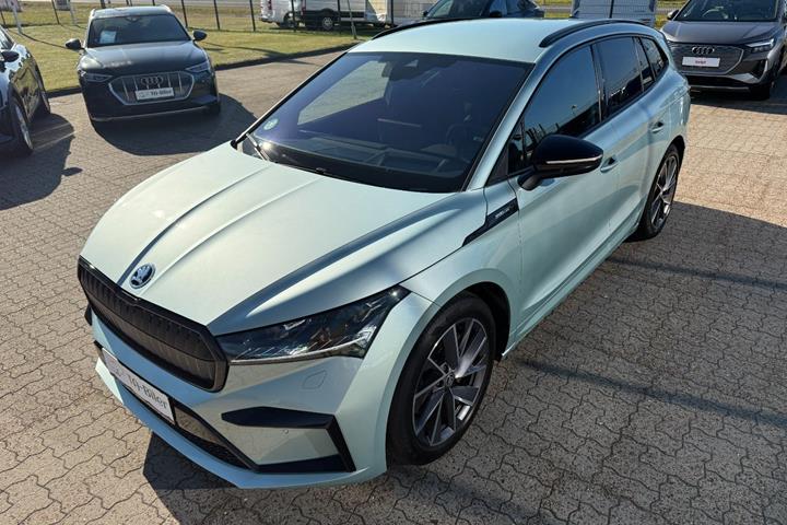 Grøn Skoda Enyaq fra 2022