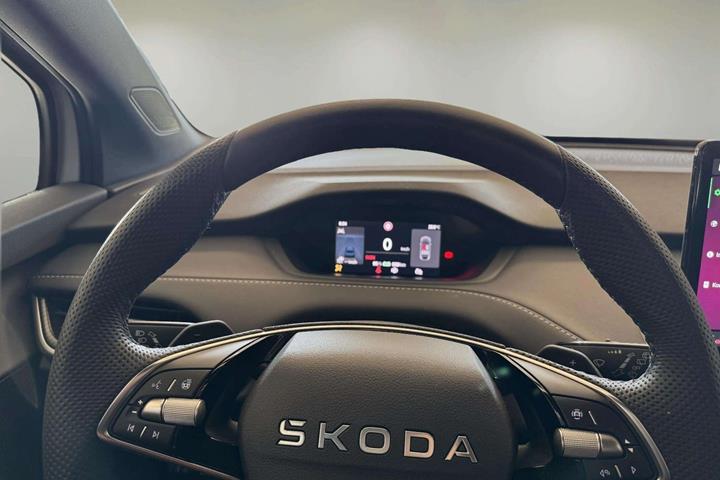 Sølv Skoda Elroq fra 2025