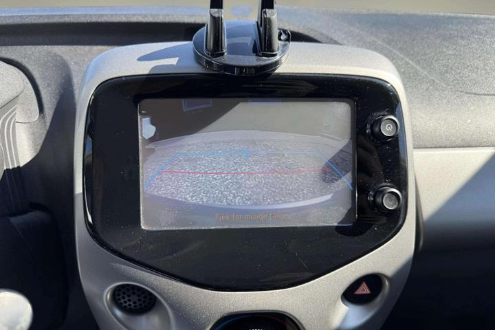 Sort Toyota Aygo fra 2015