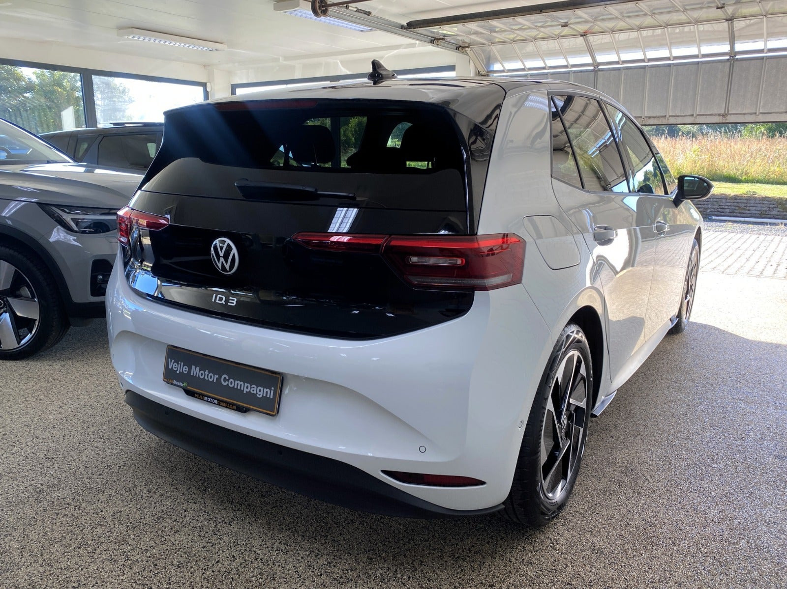 Hvid VW ID.3 fra 2024