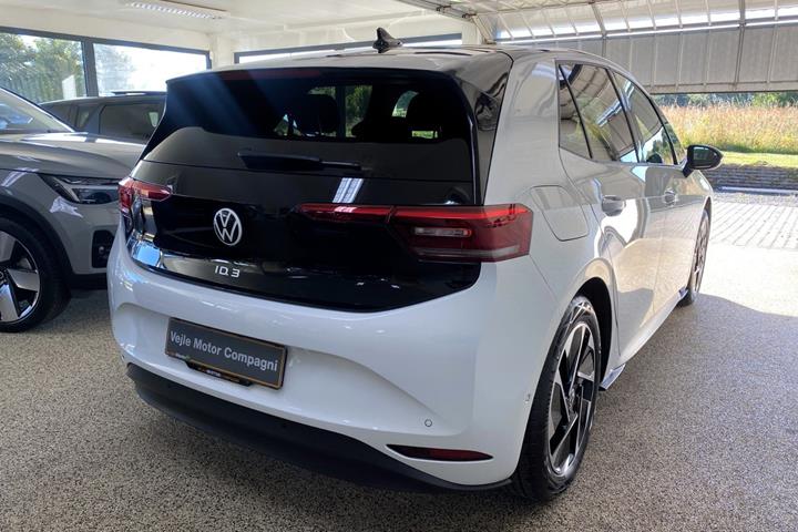 Hvid VW ID.3 fra 2024
