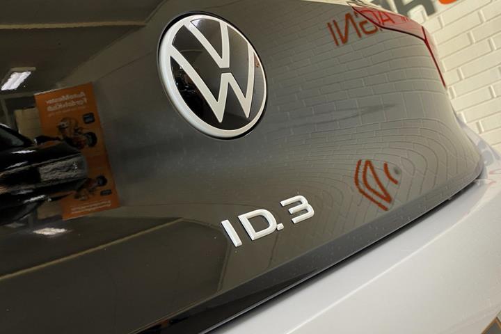 Hvid VW ID.3 fra 2024