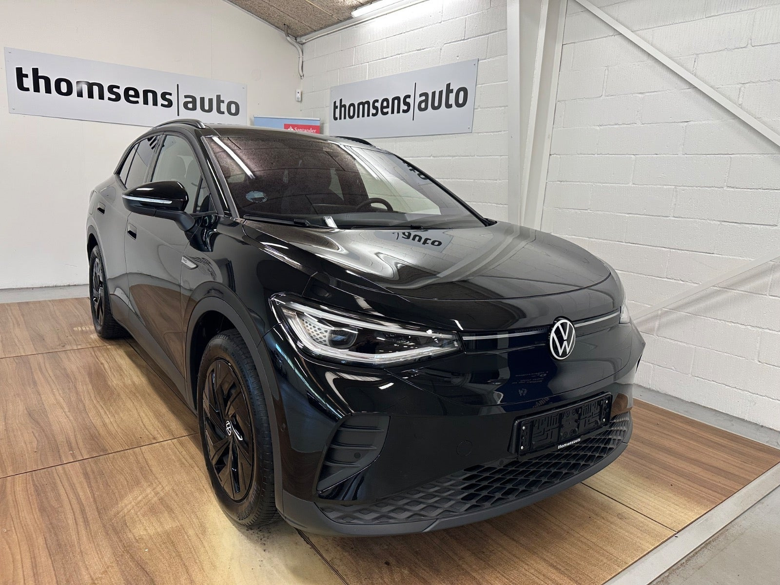 Grøn VW ID.4 fra 2023