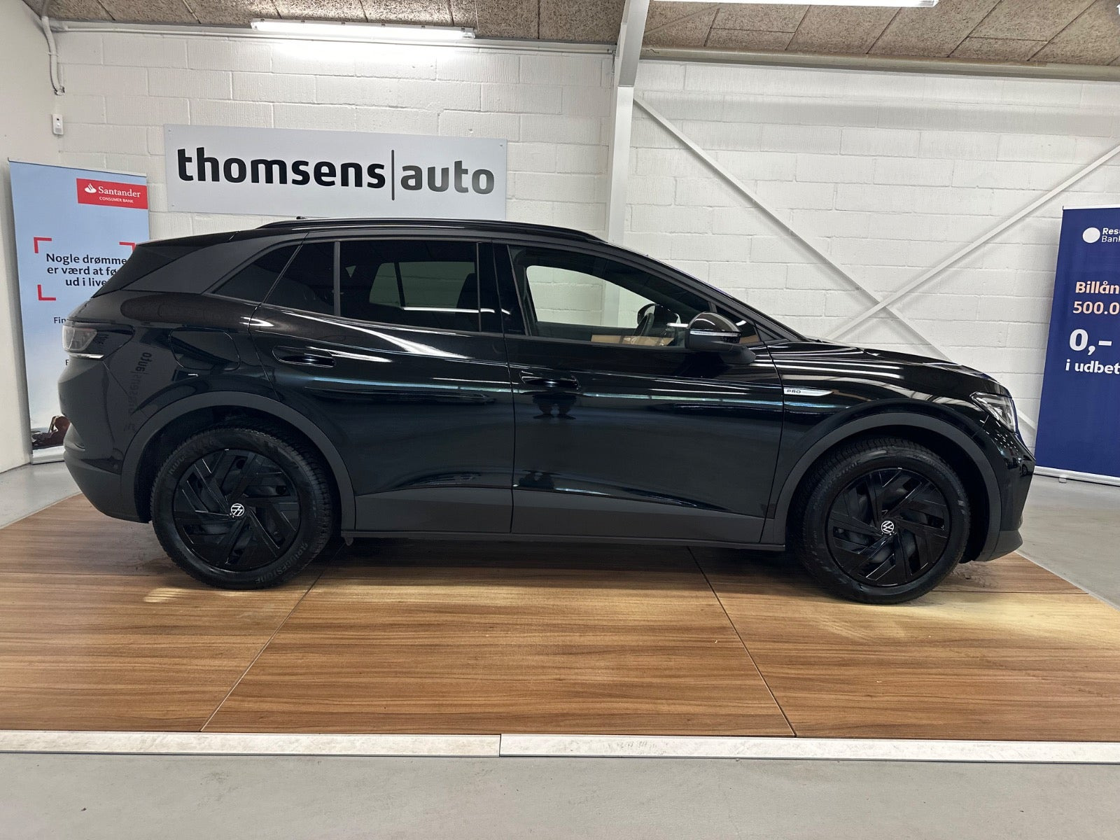 Grøn VW ID.4 fra 2023
