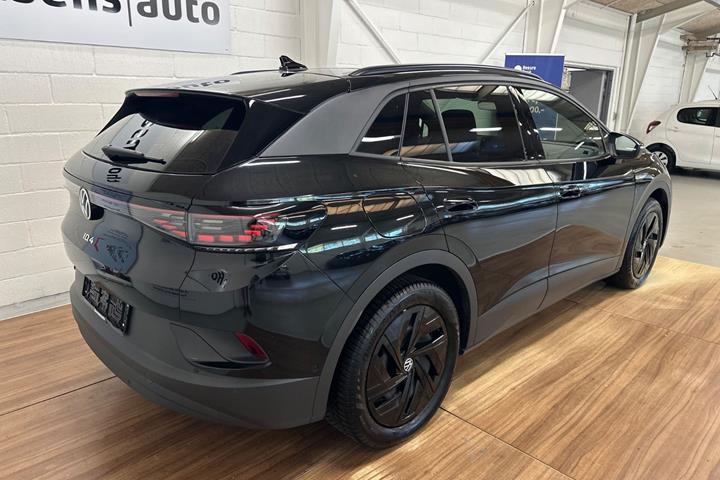 Grøn VW ID.4 fra 2023