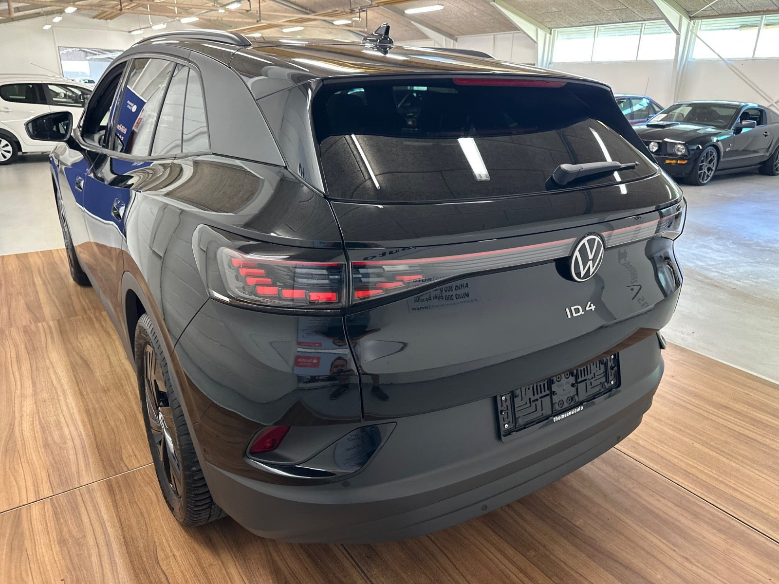 Grøn VW ID.4 fra 2023