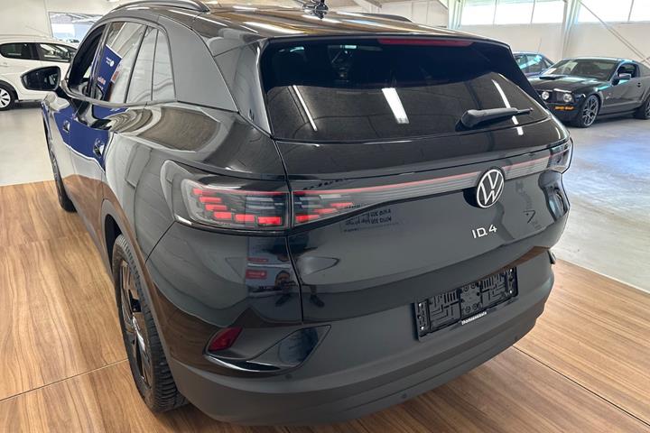 Grøn VW ID.4 fra 2023