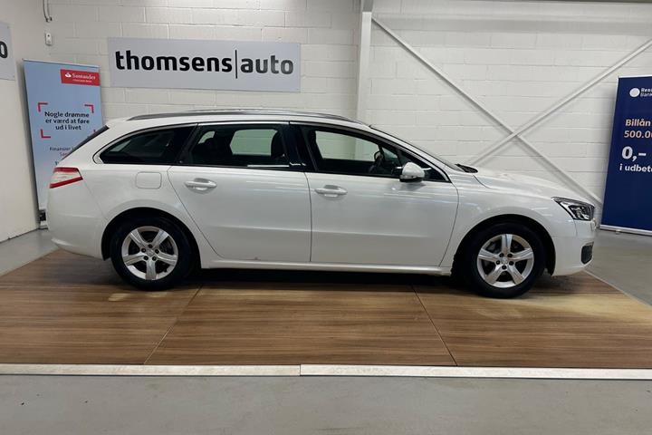 Hvid Peugeot 508 fra 2017