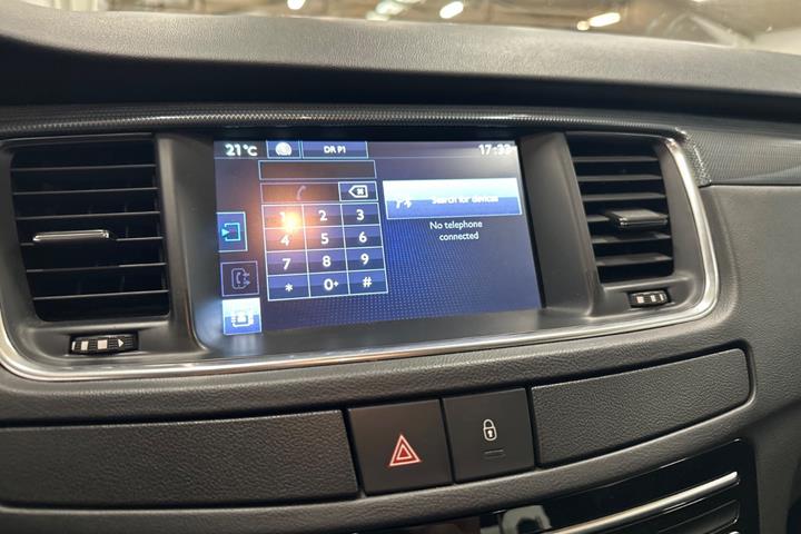 Hvid Peugeot 508 fra 2017