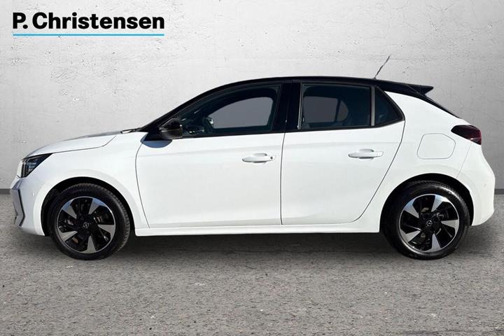 Hvid Opel Corsa-e fra 2023