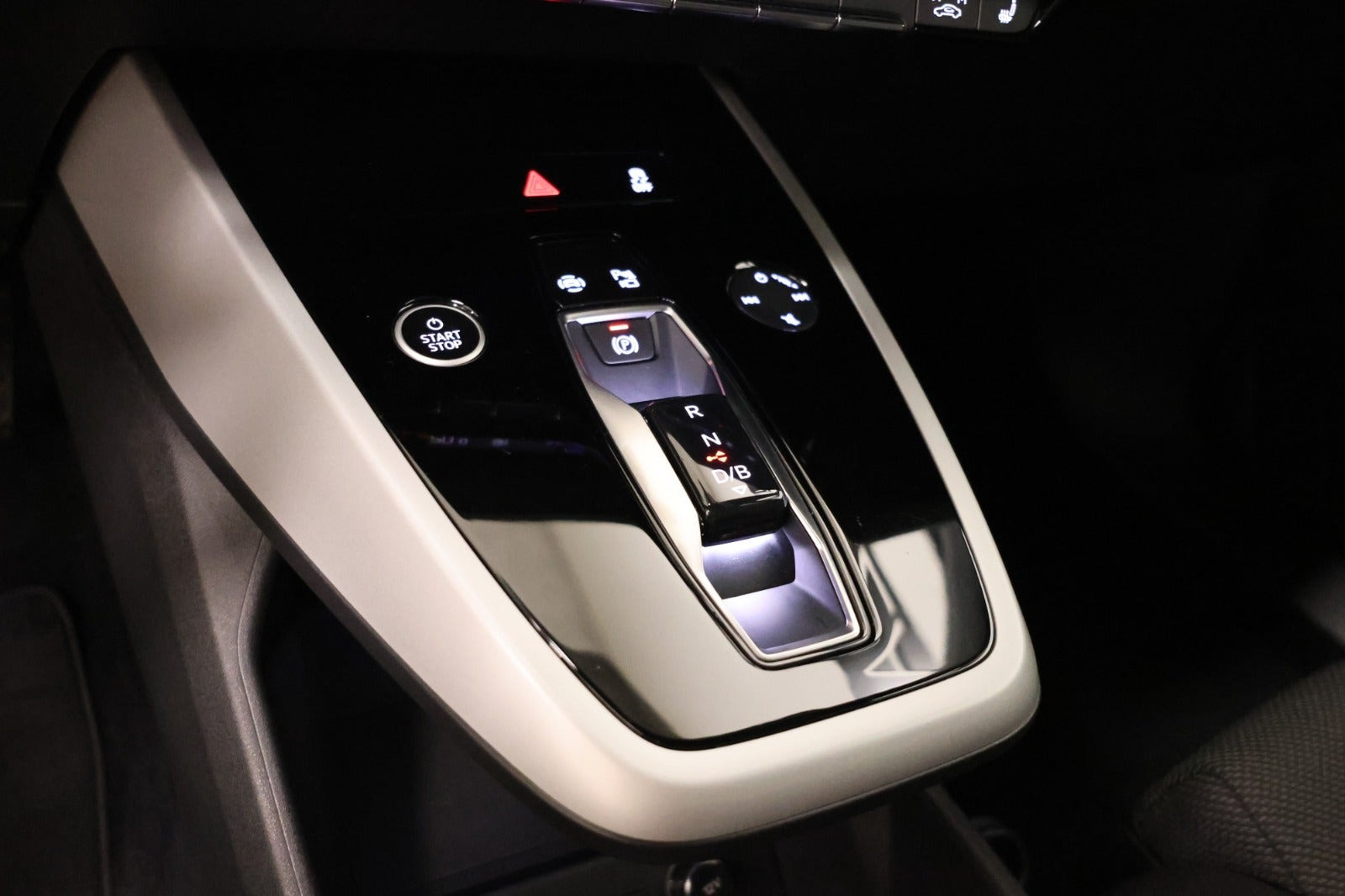 Sort Audi Q4 e-tron fra 2023
