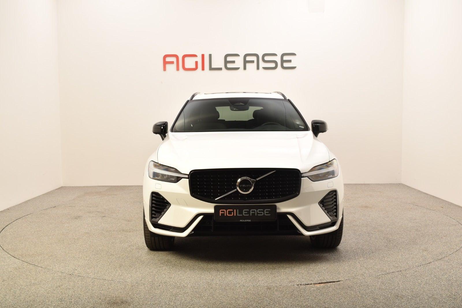 Sort Volvo XC60 fra 2022