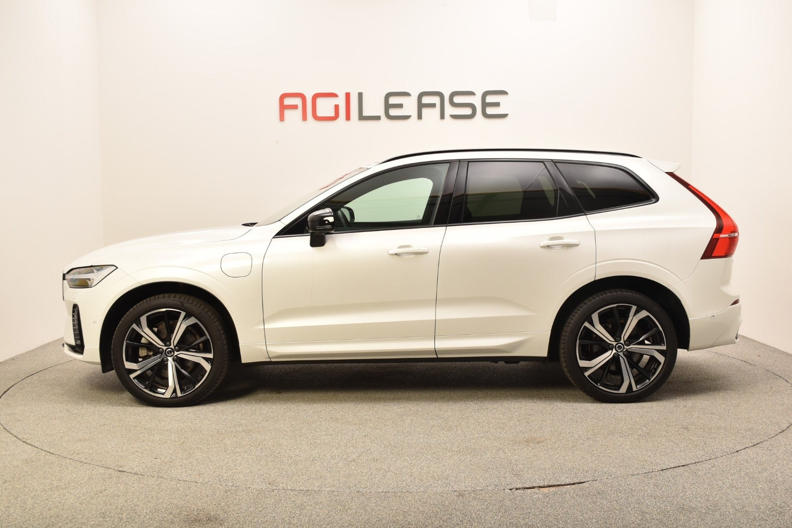 Sort Volvo XC60 fra 2022
