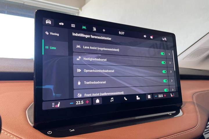 Grå Skoda Enyaq fra 2024
