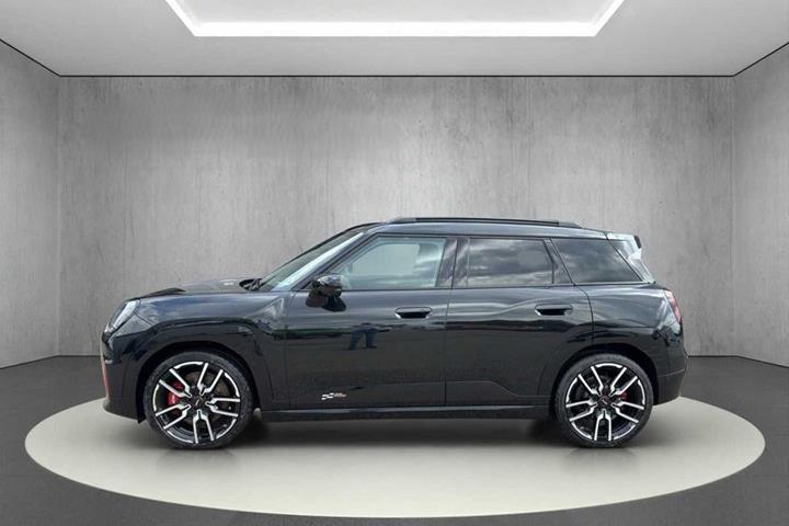 Sort Mini Aceman E fra 2025