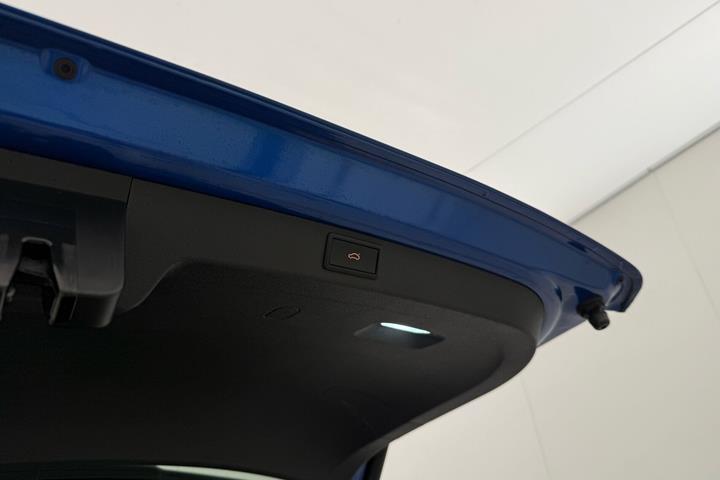 Blå Skoda Enyaq fra 2023