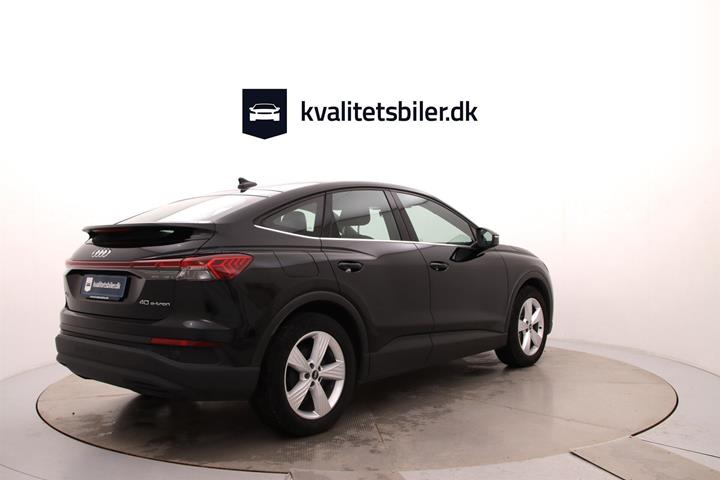 Sort Audi Q4 fra 2022