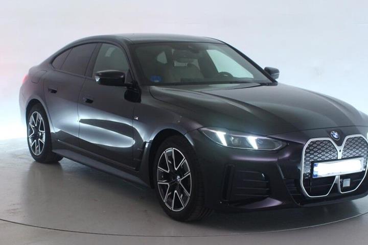 Sort BMW i4 fra 2025