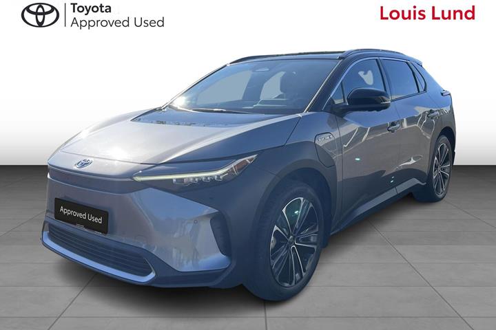 Grå Toyota BZ4X fra 2025 set udefra