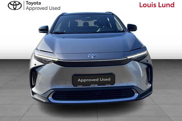 Grå Toyota BZ4X fra 2025