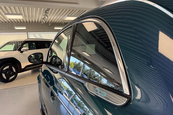 Grøn Fiat 500e fra 2023